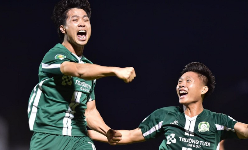 o-tuoi-xe-chieu-cong-phuong-van-lam-nuc-long-nguoi