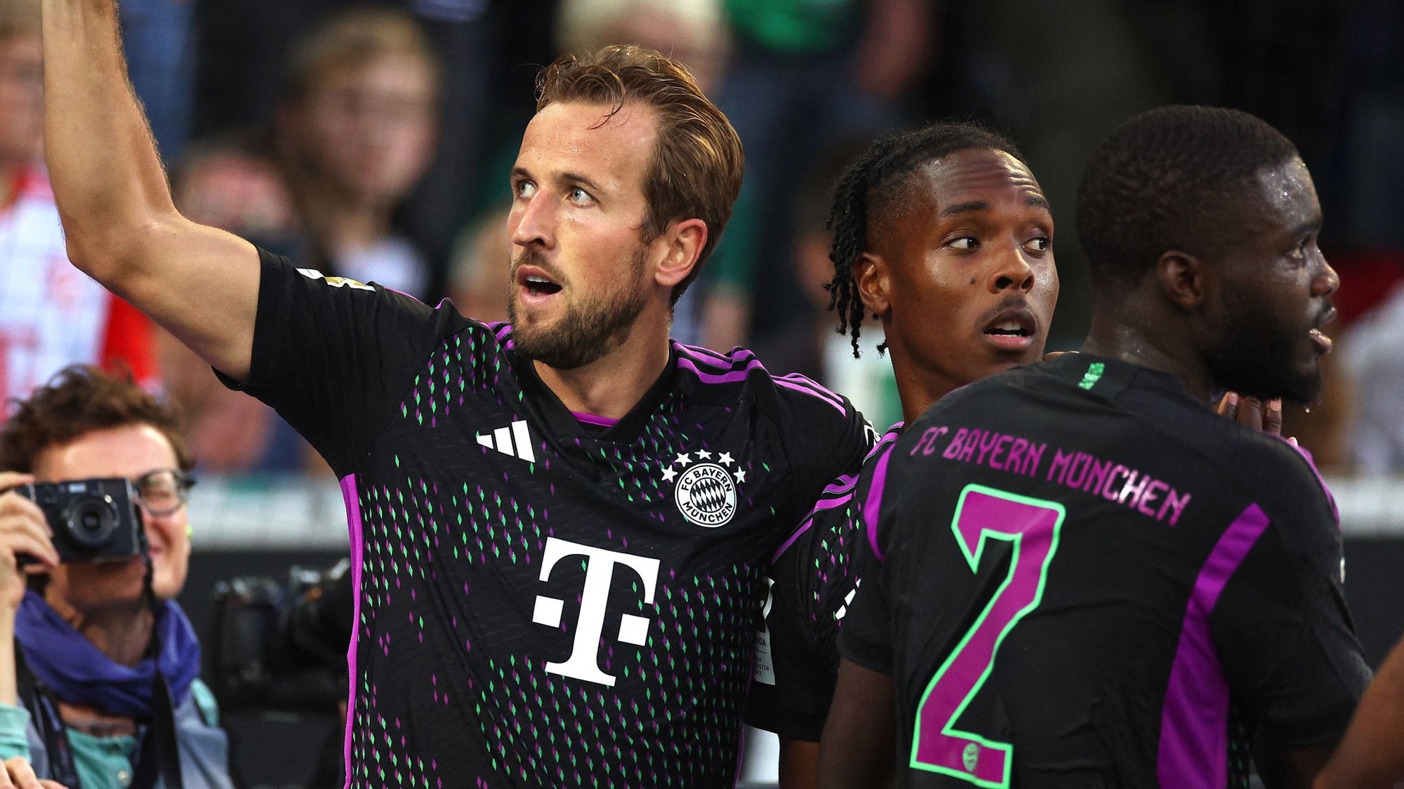 Nhận định soi kèo Gladbach vs Bayern lúc 20h30 ngày 25/10/2025